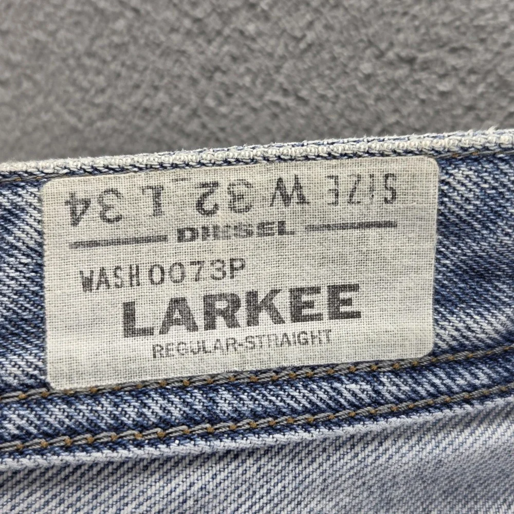 Diesel Jeans Mens 32x34 Blue Larkee Regular Straight Light Wash Button Fly 0073P